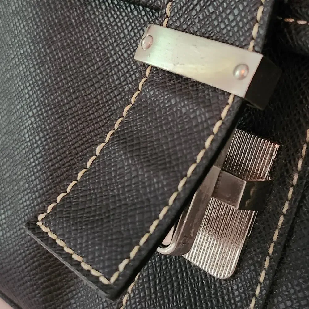 Kenneth Cole Reaction Black Faux Leather Laptop Business/Shoulder/Messenger Bag